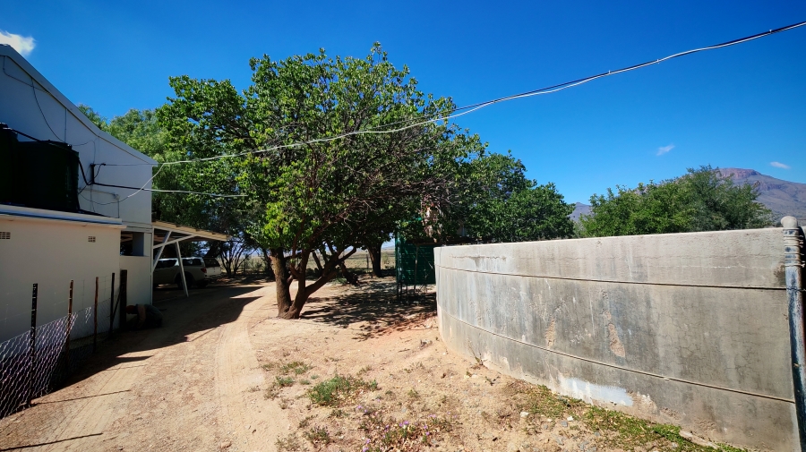 6 Bedroom Property for Sale in Middelburg Eastern Cape